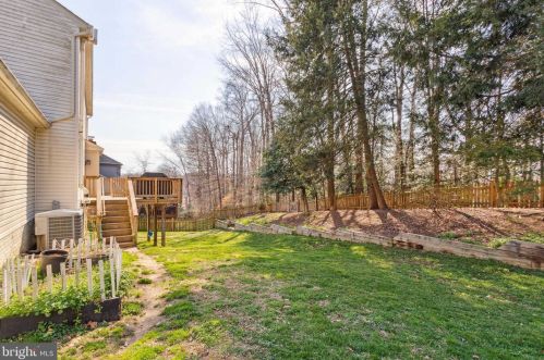 11824 Troika Ct, Woodbridge VA  22192-6282 exterior