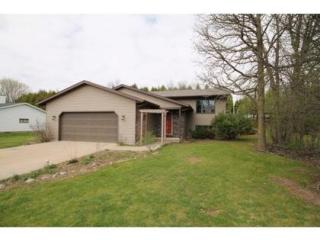 3136 Scenic Dr, Oshkosh WI  54904-7646 exterior