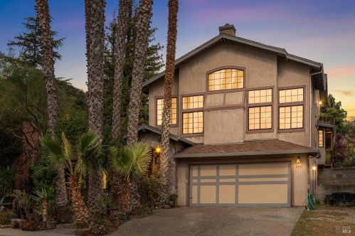 153 Incline Pl, Benicia CA  94510-2726 exterior