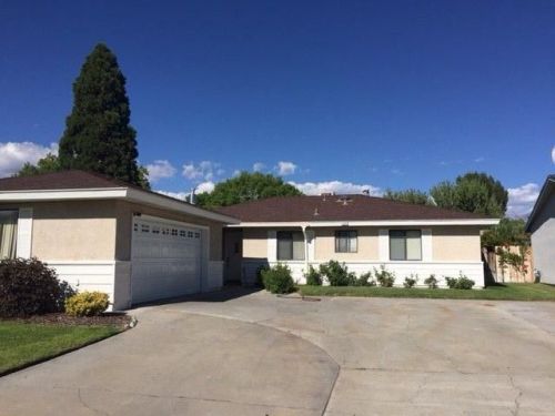 1537 Rocking W Dr, Bishop, CA 93514-1959