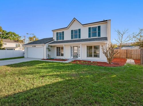 8614 Crossbay Dr, Orlando, FL 32829-8675