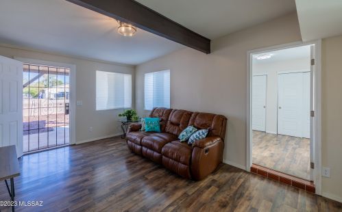 3723 Estrella Ln, Tucson AZ  85705-3307 exterior