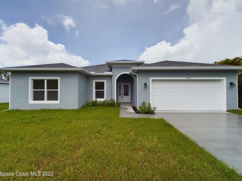 9181 100th Ave, Vero Beach, FL 32967-3014