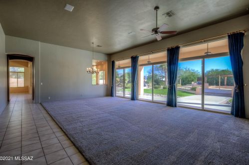 2570 Castle Rock Dr, Tucson AZ exterior