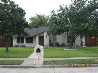 3520 Cotillion Dr, Plano TX  75074-4349 exterior