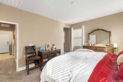 1724 Milling St, Lancaster CA exterior