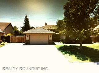 9181 Quail Brook Cir, Elk Grove CA  95624-4033 exterior