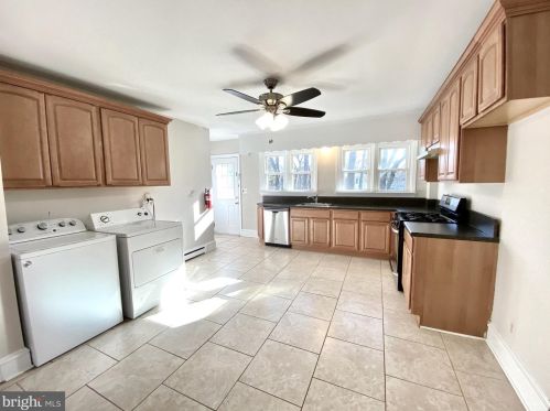 194 Varsity Ave, Princeton NJ  08540-6424 exterior