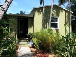 1625 Jackson St, Hollywood, FL 33020-5109