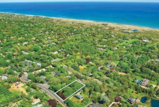 114 Montauk Hwy, Promised Land, NY 11930