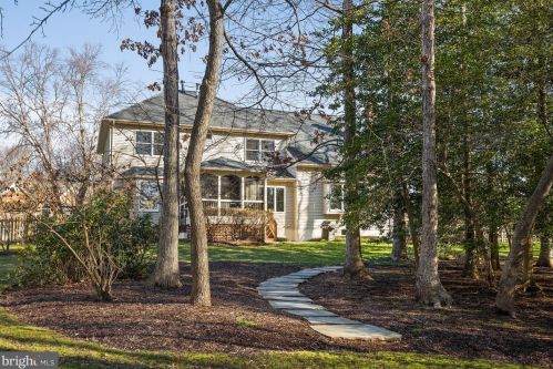 3211 Winter Sun Ter, Herndon VA  20171-1939 exterior