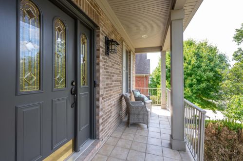 917 Keeneland Green Dr, Hamilton KY  41091-8025 exterior