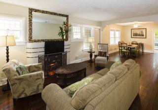 1921 Pierce St, Hollywood, FL 33020-4024