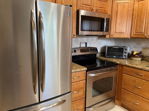 53 Somerset C, West Palm Beach FL  33417-2112 exterior