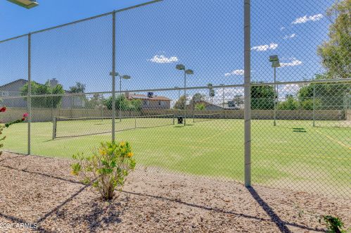 4536 Villa Theresa Dr, Glendale AZ 85308-8258 exterior