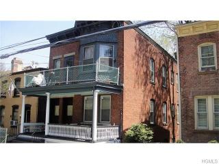 158 Dubois St, Newburgh, NY 12550-4413