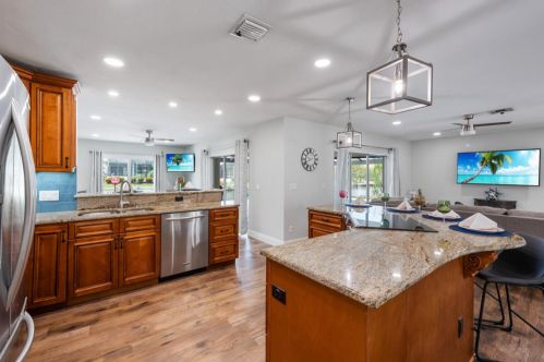 773 Holly Ct, Marco Island FL  34145-1915 exterior