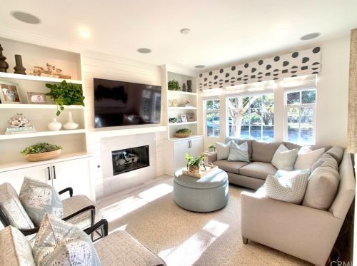 8385 Parkside Ave, San Diego, CA 92127-3208