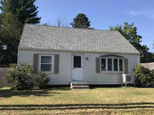 6 Brown St, Salem, NH 03079-3228