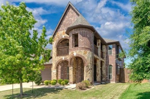 1212 Barnowl Dr, Oak Point, TX 75068-4662