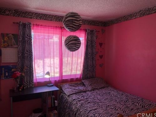 2845 Shalimar Pl, Riverside CA  92504-4315 exterior