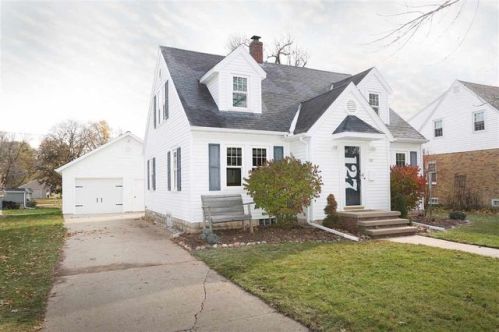 127 Pine St, Kimberly, WI 54136-1538