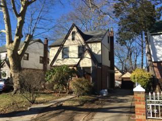 13056 Francis Lewis Blvd, Jamaica, NY 11413-1841