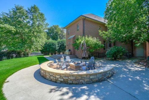 4619 Moorland Ave, Minneapolis, MN 55424-1160