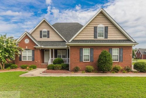 205 Highwoods Dr, Goldsboro, NC 27530-0802