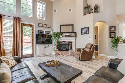 3133 Myrtice Dr, Lewisville TX  75022-0968 exterior