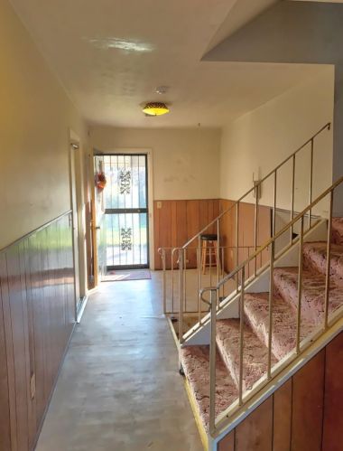 989 Gallatin Ct, Cincinnati, OH 45240-2405