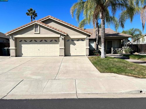5065 Winchester Dr, Oakley, CA 94561-6313