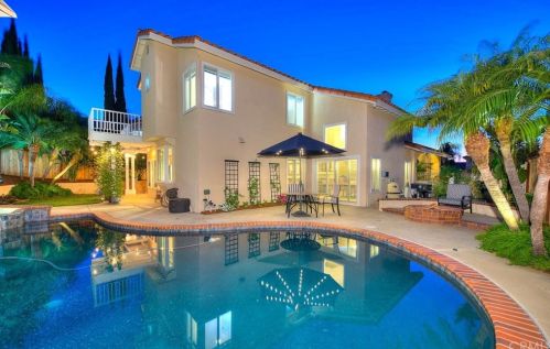 6163 Sevenoaks St, Chino Hills, CA 91709-3223