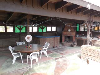 1304 Chalcedony St, San Diego CA  92109-2124 exterior