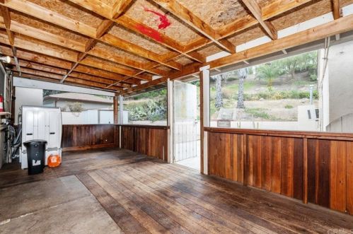 7231 Blackton Dr, La Mesa CA 91941-7560 exterior