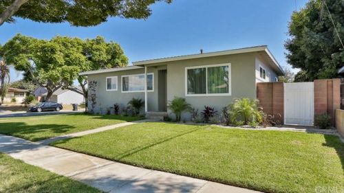 6130 Droxford St, Lakewood, CA 90713-1227