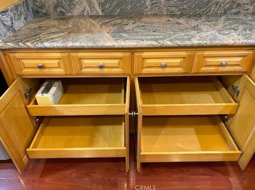 1356 Winston Ct, Upland CA 91786-3215 exterior