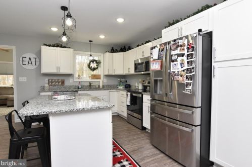 6499 Pleasant Dr, Laurel DE  19956-3298 exterior