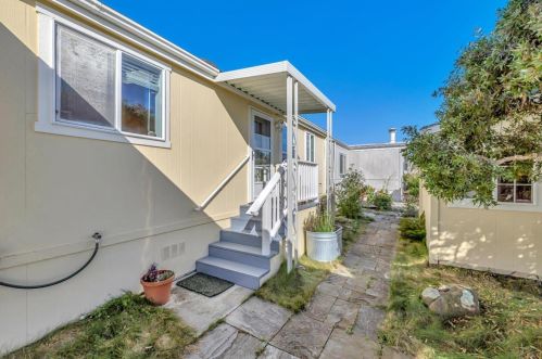 14 Starfish Ct, Princeton By The Sea, CA 94019-2344