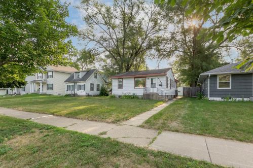 4318 Zane Ave, Minneapolis, MN 55422-1058