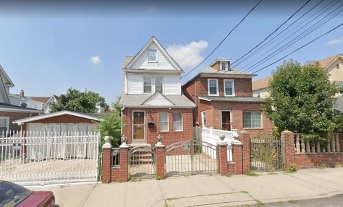 107-34 171st St, Jamaica, NY 11433-2126