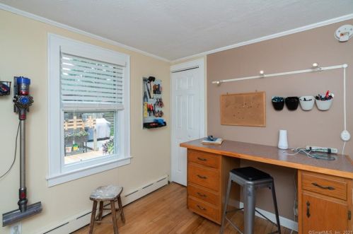 25 Losee Dr, Litchfield CT  06778-2507 exterior