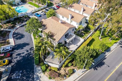 1923 Palomino Dr, West Covina CA  91791-4304 exterior