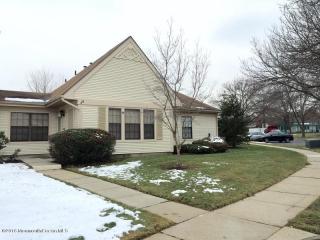 30 Wycoff Way, East Brunswick NJ  08816-5628 exterior