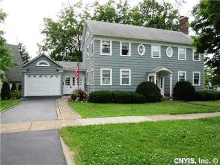 512 John St, Murray Isle, NY 13624-1208