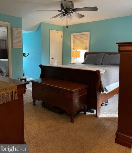 3212 Hilltop Rd, Newtown Square PA  19073-4207 exterior