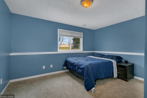 1251 Stone Ridge Rd, Sauk Rapids MN  56379-2583 exterior