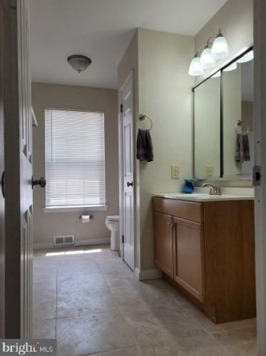 17 Brearly Dr, Erial NJ  08081-4456 exterior