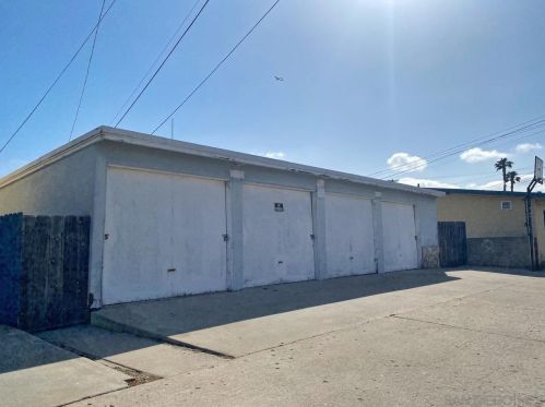 5025-31 Brighton Ave, San Diego CA  exterior