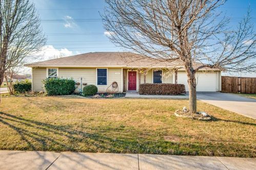 2808 Dana Ln, Denton, TX 76209-6507